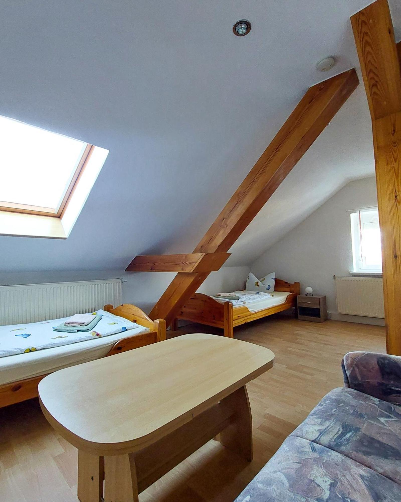 Zur Deutschen Eiche - Fruehstueckspension Und Ferienwohnungen Grossschoenau Room photo